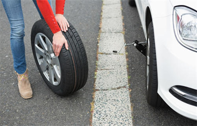 科尔沁右翼中旗东营区道路救援